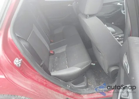 2012 Ford Focus Se z USA, uszkodzony, nr VIN 1FAHP3F25CL464161